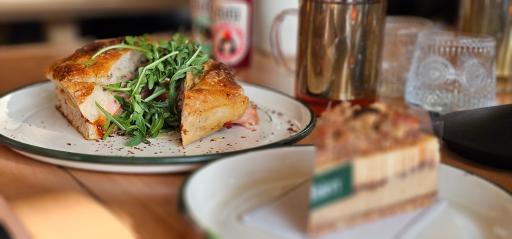 عکس اچ کافه