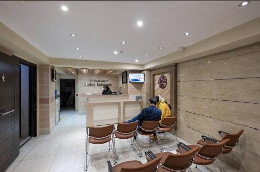 عکس آزمایشگاه دکتر شبستری