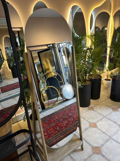 عکس آینه الف