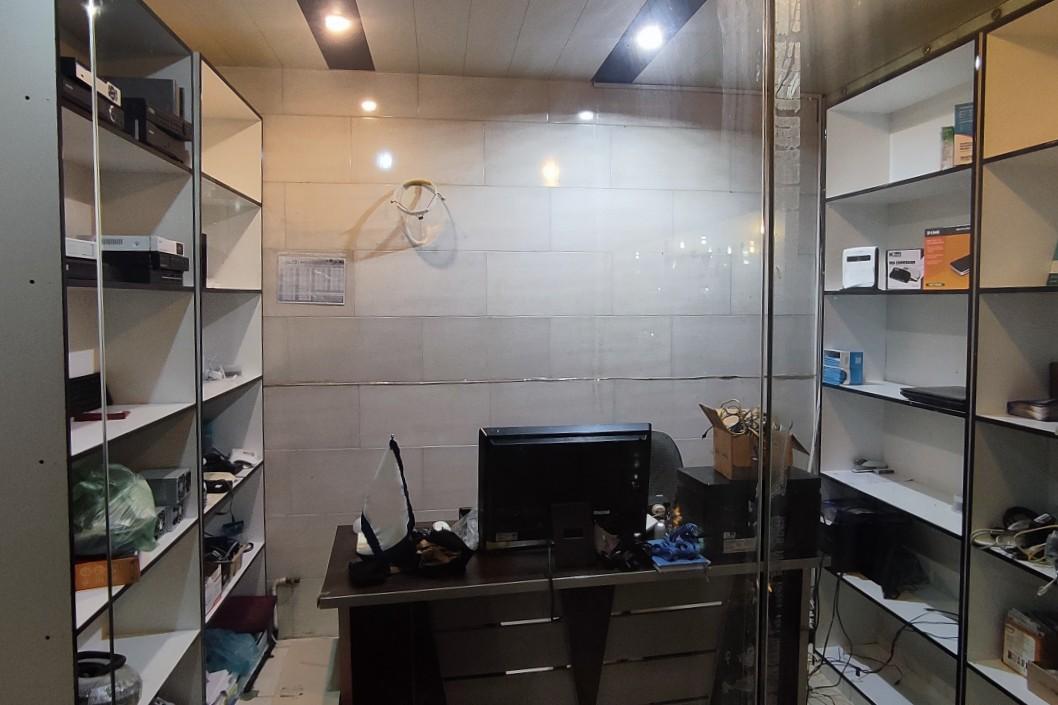 عکس نمایندگی شاتل فارسان(کامپیوتر مرکزی) 