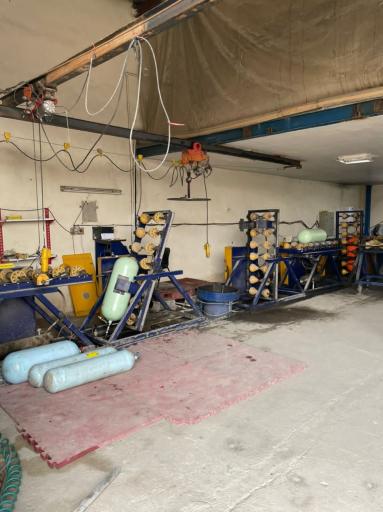 عکس آزمایشگاه CNG ایمن خودرو تات