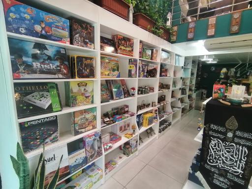 عکس فروشگاه تخصصی کتابشهر نوجوان 