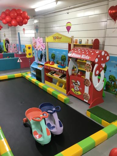 عکس خانه بازى وشهرمشاغل بالونيا