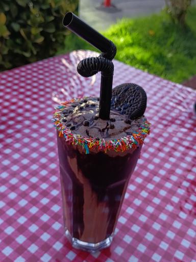 عکس کافه کُنج