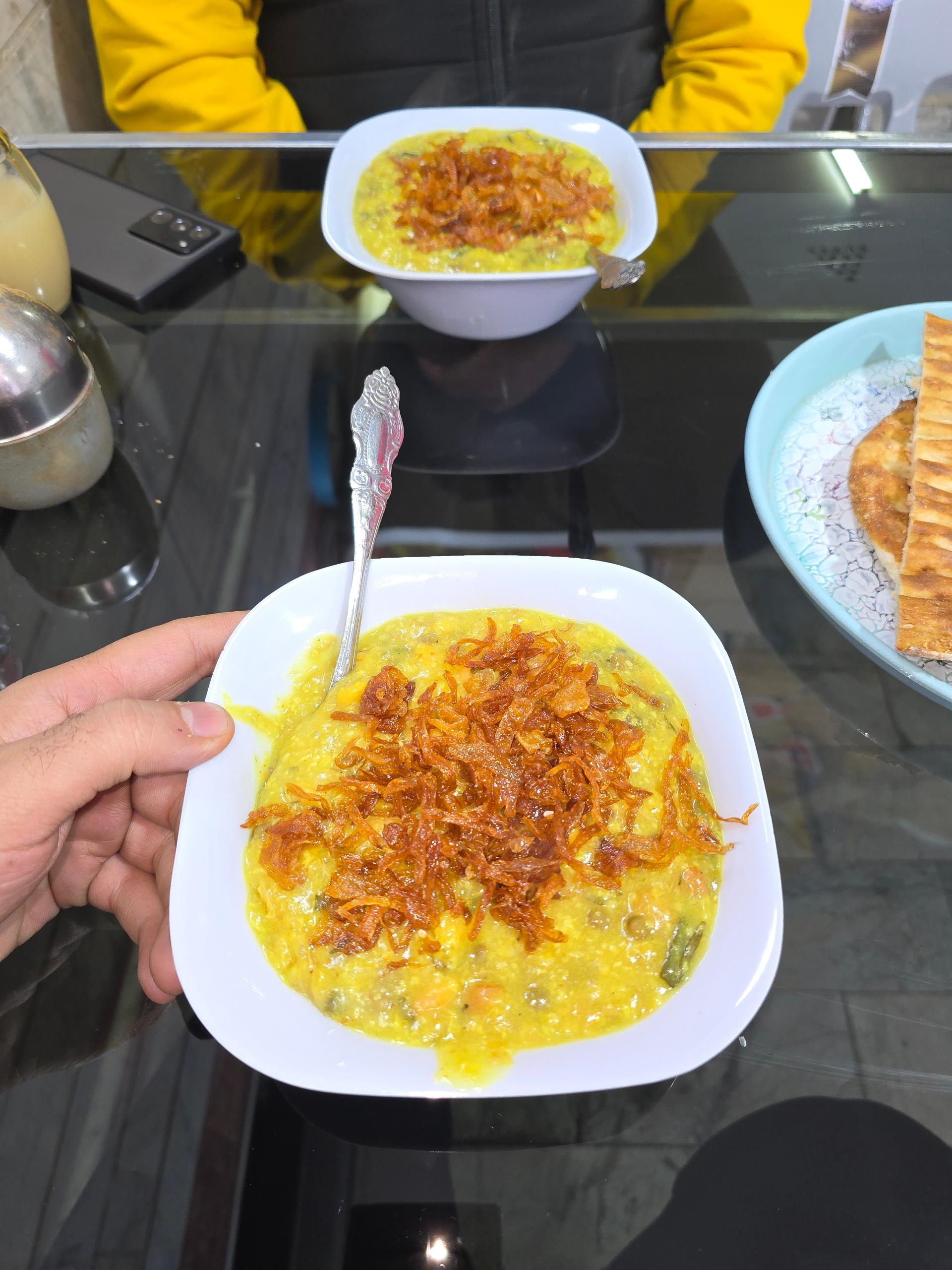 عکس حلیم و آش شیراز عمو علی