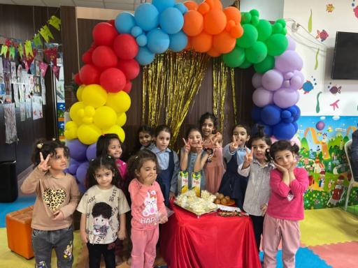 عکس مهدکودک و پیش دبستانی عمارت رنگارنگ 