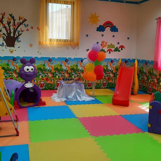 عکس مهدکودک و پیش دبستانی عمارت رنگارنگ 