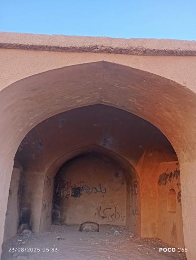 عکس آب انبار کوه ریگ