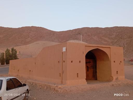 عکس آب انبار کوه ریگ