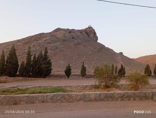 عکس آب انبار کوه ریگ