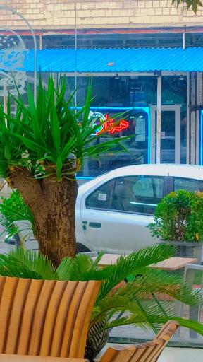 عکس کافه کُنج