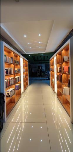 عکس کتاب فروشی سرزمین کتاب