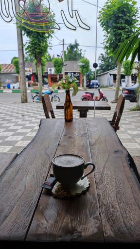 عکس کافه لاله زار