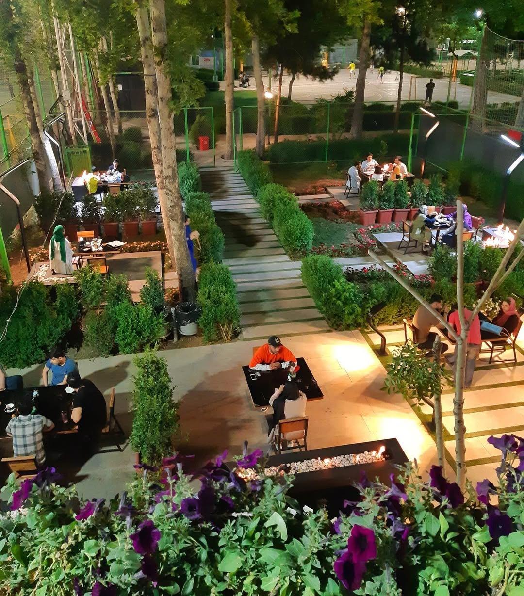 عکس کافه و رستوران بال لند