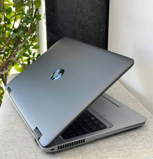 عکس فروشگاه اقساطی موبایل و  لپتاپِ اِنیاک