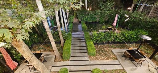 عکس کافه و رستوران بال لند