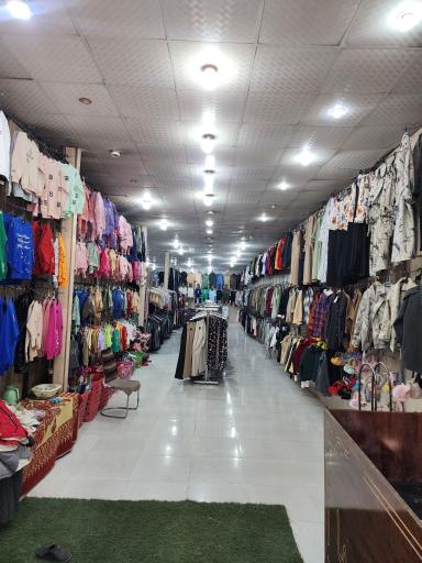 عکس ارزانسرای پوشاک کربلاییها 