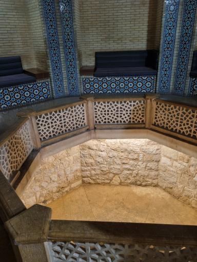 عکس حوضخانه آرامگاه سعدی