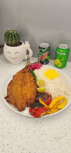 عکس رستوران و بیرون بر vip