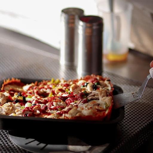 عکس پیتزا سی سی 