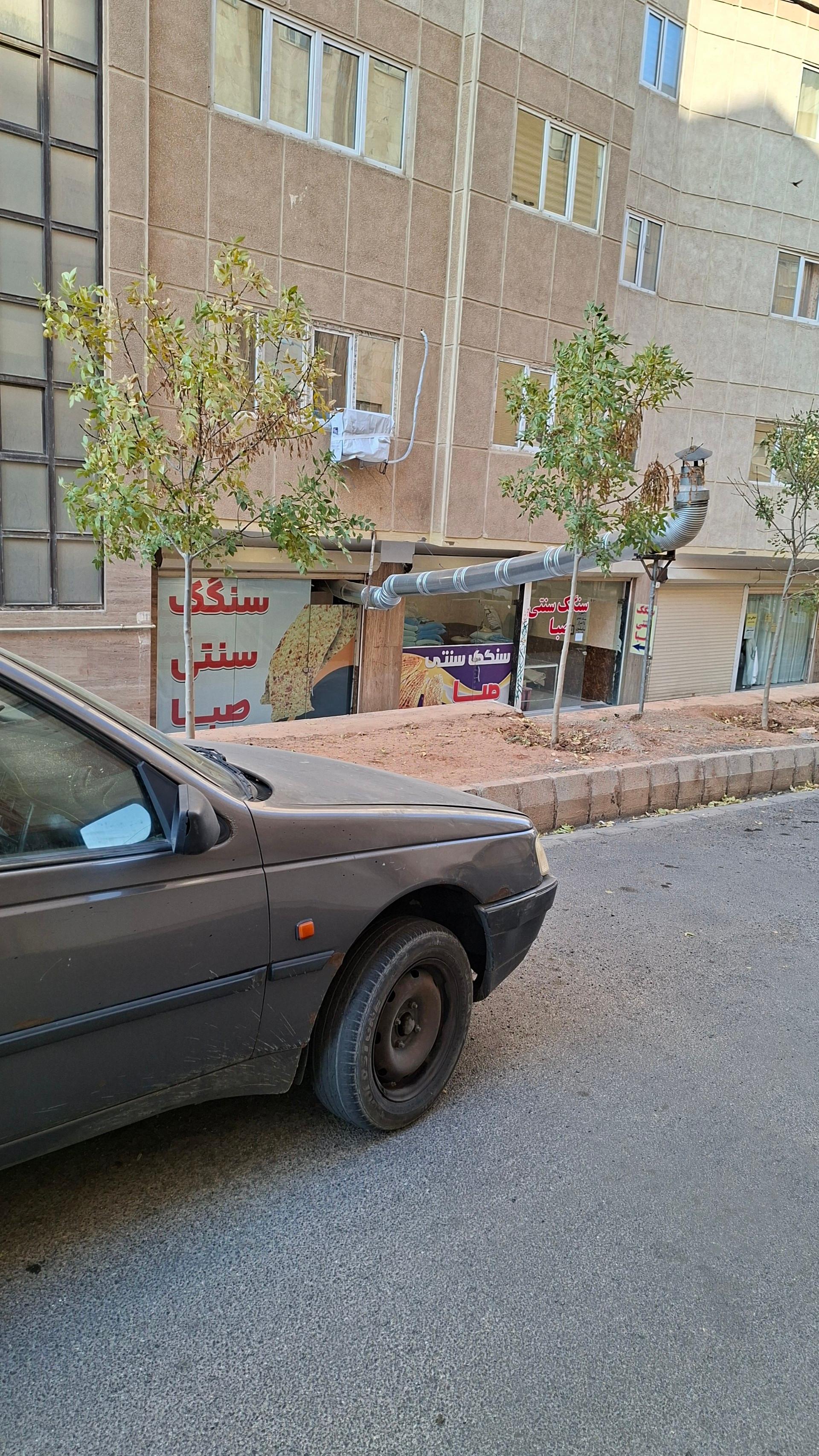 عکس سنگکی سنتی صبا آزاد