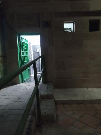 عکس سرویس بهداشتی بوستان هنرمندان