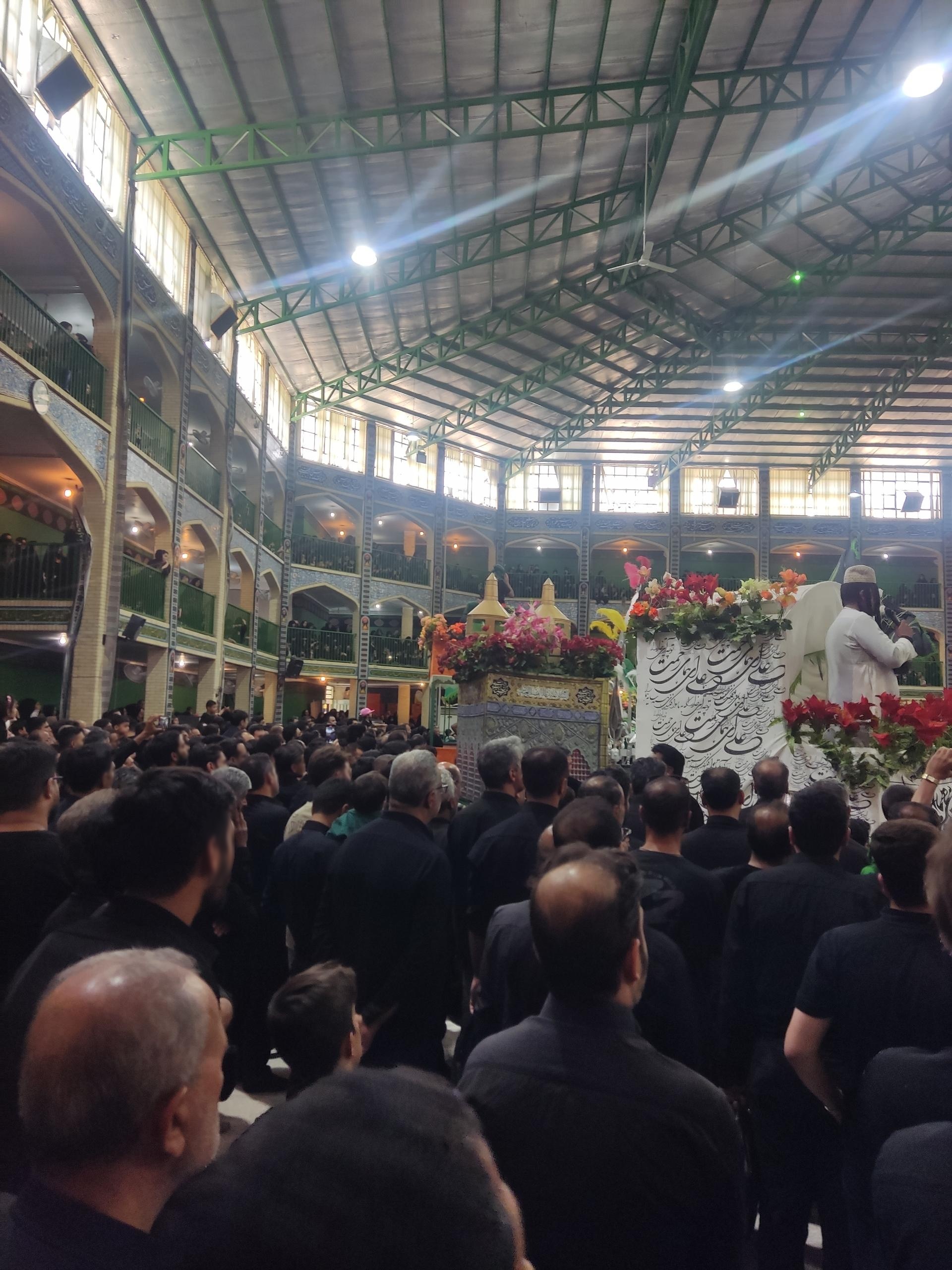 عکس حسینیه صاحب الزمان (عج)