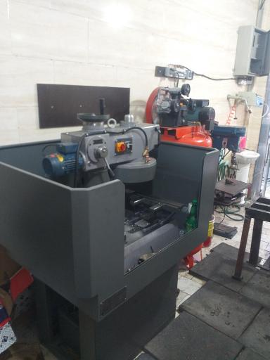 تراشکاری تیزرو صنعت شهاب