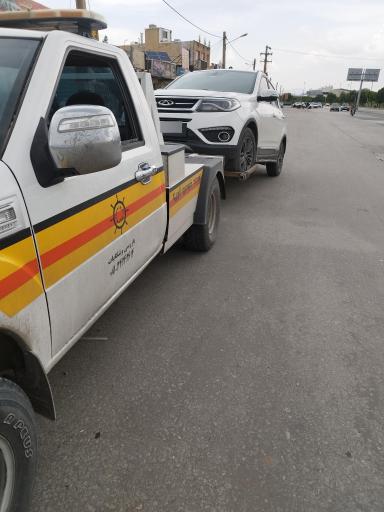 امداد خودرو یدک همدان مکانیکی حامد 