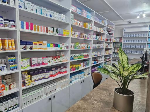 عکس داروخانه دکتر آرمان عبدالاهی