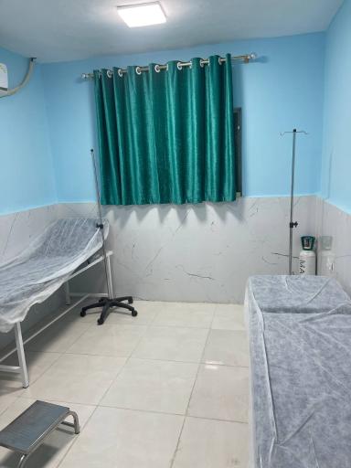 عکس درمانگاه شبانه روزی چابهار