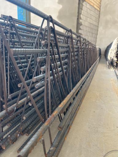 عکس کارگاه تیرچه آرخائین 