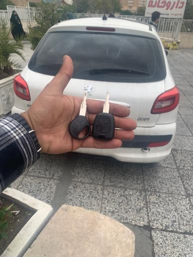 عکس قفل و کلیدسازی دریاچه‌