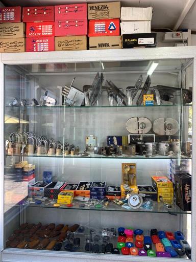 عکس قفل و کلیدسازی دریاچه‌