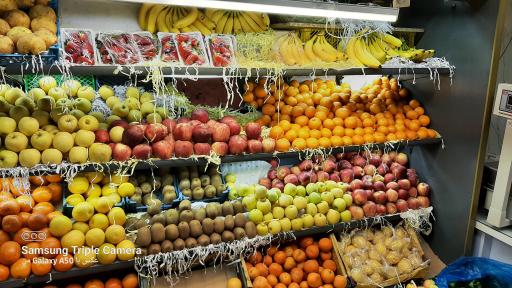 عکس سوپر میوه چهارفصل شعبه ۱