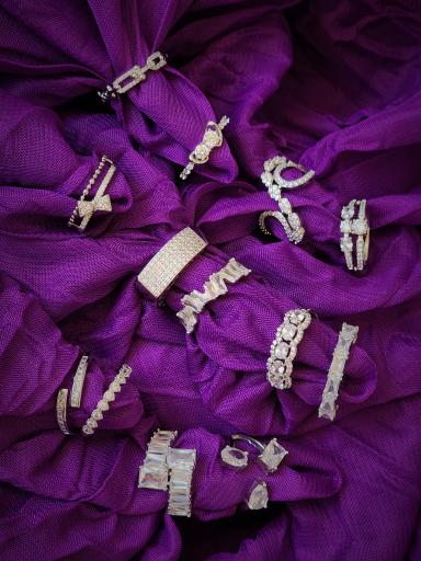 عکس گالری قلب بنفش