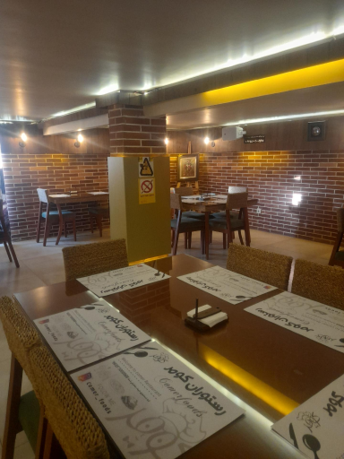 عکس کافه رستوران کومر