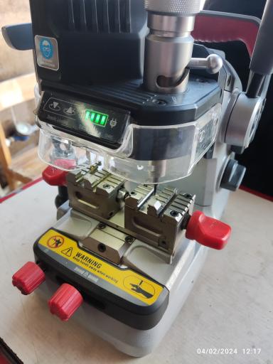 عکس کلید سازی بیات