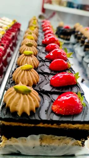 عکس قنادی مادر