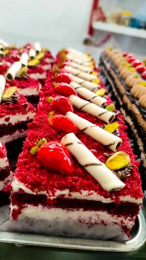 عکس قنادی مادر