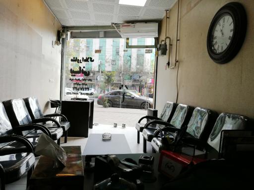 عکس مشاور املاک بیانی