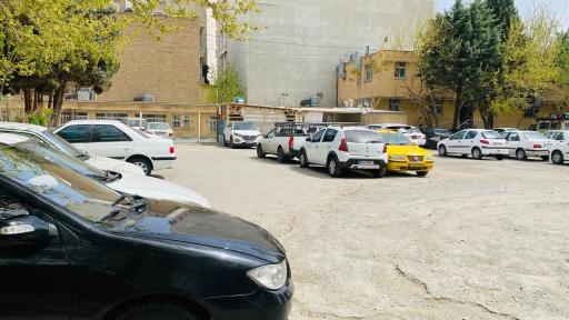 عکس پارکینگ بیمارستان امام خمینی