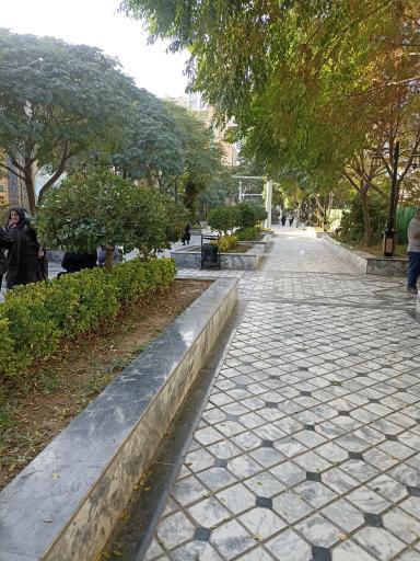 عکس ره‌باغ طوبی