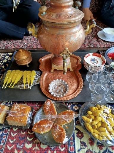 عکس باغ رستوران اورانوس