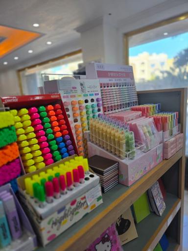 عکس نوشت‌ افزار خادمی تحریر