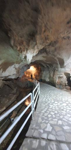 عکس غار قوری قلعه