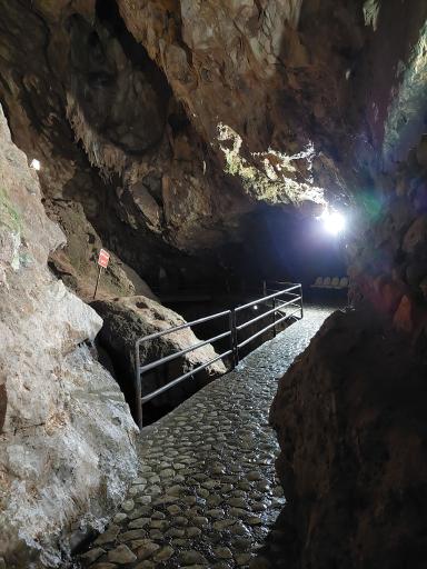 عکس غار قوری قلعه