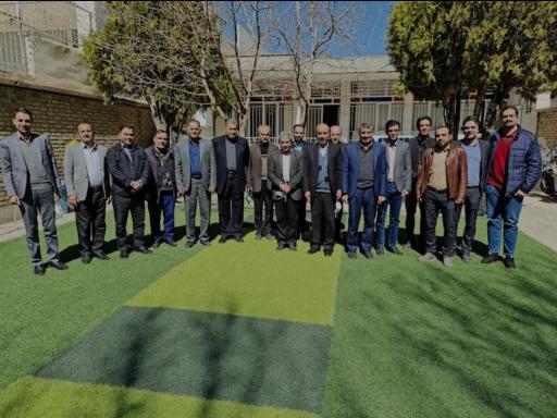 عکس دبیرستان غیرانتفاعی پسرانه کمال