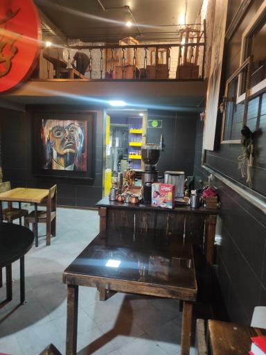 عکس کافه رستوران کارما