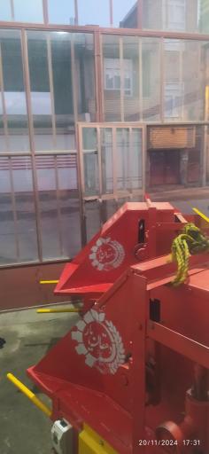 عکس نمایندگی فروش موتور آلات کشاورزی باغی و لوازم یدکی برخان 